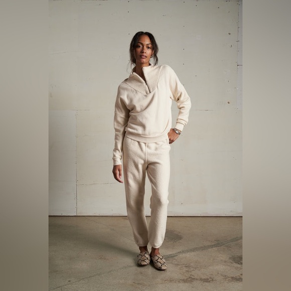 Perfectwhitetee tyra fleece 1/4 zip sweatshirt Size Large In Sugar 100% Cotton - Picture 2 of 14